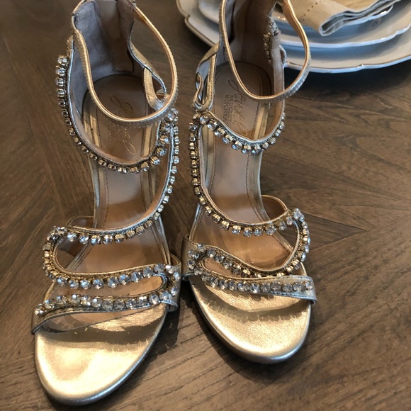 Jewel by Badgley Mischka Heels - Picture 3 of 6